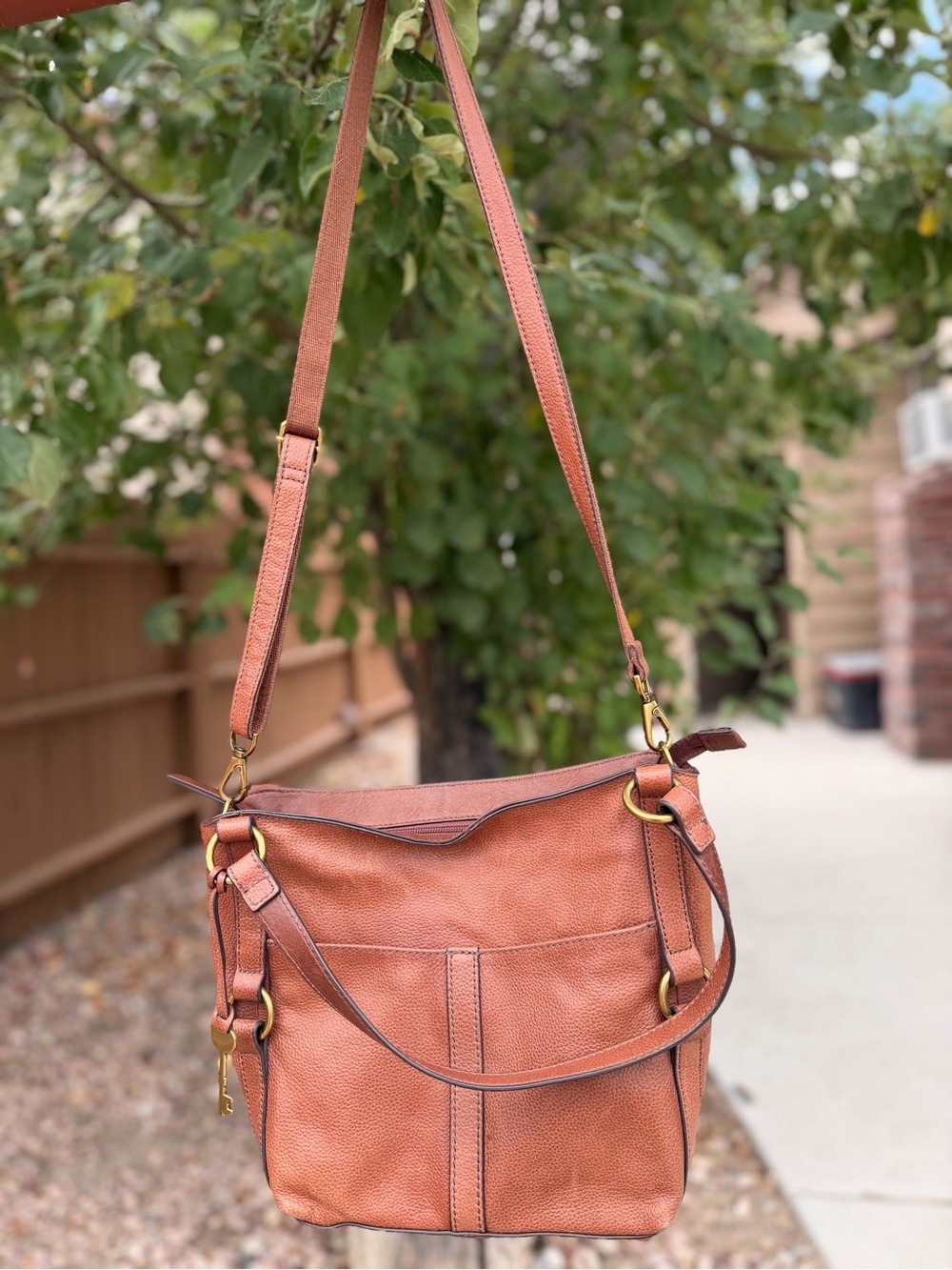 Fossil Tan Leather Shoulder Bag with Gold Hardware